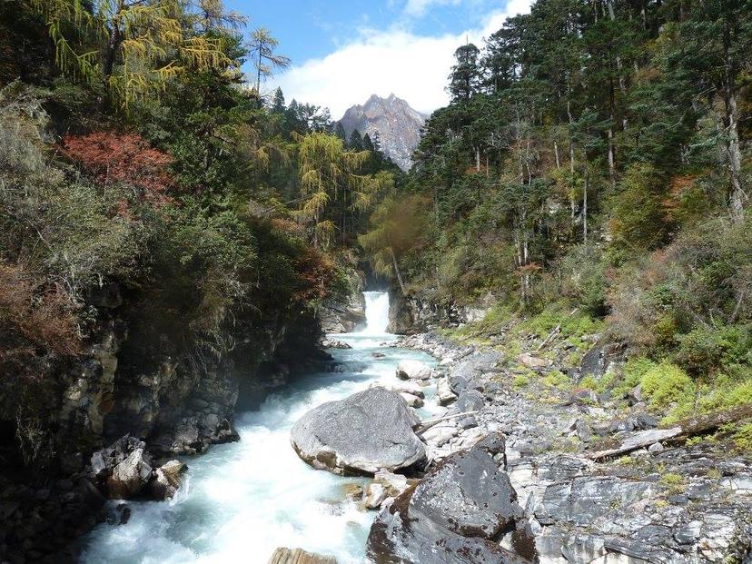 Dur Hot Spring Trek